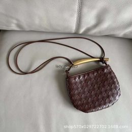 Woven Sardine 2024 Purse Leather Shoulder Bags Classic Lady New Cassette Mini Premium Women's Designer Handbag Bag 3uni