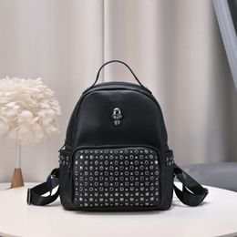 Large Capacity Backpack Unisex Skull Daypack Black Pu Leather Travel Bag Punk Rivet Laptop mochila feminina backpack