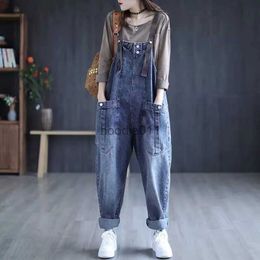Women's Jumpsuits Rompers Jumpsuit Women's Jeans Rompers New Retro Big Pocket Loose Denim Overalls Casual Fashion Large Size Wide-leg Overalls L230926
