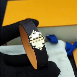 Fashion Classic letter flower leather bracelet man and women bracelet with box can be whole264O