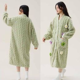 Women's Sleepwear Green Small Flowers Sweet Nightdress Autumn Winter Thickened Warm Loose Casual Nightwear Female Long Nightgown