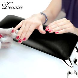 Hand Rests White Black Genuine Leather Nail Rest Pillow Manicure Table Cushion Holder Arm Art Stand 230925