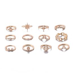 Cluster Rings Romad 12Pcs/Pack Bohemia Set Vintage Crown Water Drops Stars Geometric Crystal Opal Ring Women Bridal Party Jewellery R3 D Dhhea