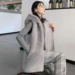 Women's Vests 2023 Autumn Winter Comfortable Hooded Faux Fur Vest Coat Leisure Large Size Female Tank Top Jacket 3XL