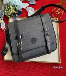 Mens messenger bag high quality leather one shoulder spacious messengers bags fashion designer backpack handbag coin purse