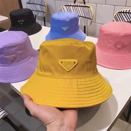 Unisex Cashmere patchwork Designer bucket hat hats for women Wide Brim Hats Beach Outdoor Hats Solid Metal Triangle Letter Logo Hats