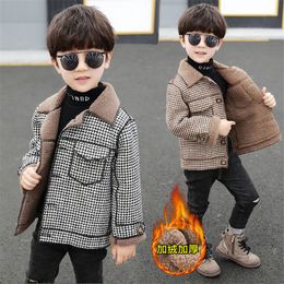 Coat High Quality Children Wool For Boys Fashion Autumn Winter Jacket Boy plaid warm Kids Overcoat 210T 231024