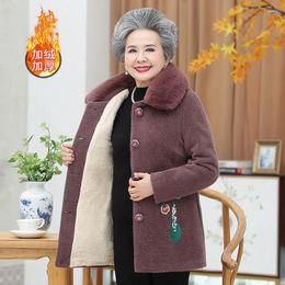Women's Trench Coats Autumn Winter Middle-aged Women Mink Fleece Coat Thicken Woollen Liner Velvet Outwear 5XL Warm Parka