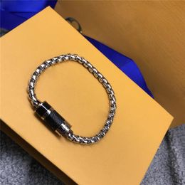 Fashion Leather Perfume Bottle Charm Bracelets Lovers Link Chain Bracelet for Coupon With Gift Retail Box SL008312E