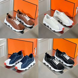 H Made Men Leather Sneakers Eclair Upper Geometric Pattern Comfortable Fashionable Style Lightweight Waves Non Slip Sole Designer Shoes Men Chaussures Homme