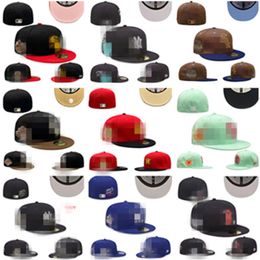 Design Ball Fitted Hats Fashion Hip Hop Sport utdoor Sports Baseball Hats Adult Flat Peak For Men Women Full Sports Closed Mesh cap size 7-8