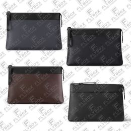 10A M82545 M82543 VOYAGE SOUPLE Bag Clutch Bag Toilette Cosmetic Bag Totes Handbag Men Fashion Luxury Designer Wallet TOP Quality Purse Pouch Fast Delivery