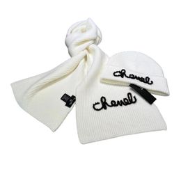 Designer Brand Hats & Scarves Sets Men's Women's Winter suit Cashmere knitting