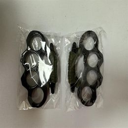 New ARIVAL Black alloy KNUCKLES DUSTER BUCKLE Male and Female Self-defense Four Finger Punches206x