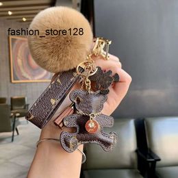 Designer keychain bear leather fur ball pendant key chain car pendant metal fashion personality creative cute 6 kinds of styles is very nice DHG5