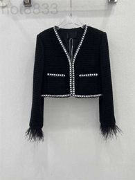 New Jackets for Women 2023 Ostrich Feathers Designer Jacket Women Fashion Camellia Chains Tweed Jackets Winter Jacket Women Cardigan Christmas Gift E9R0
