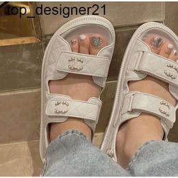 23ss Designer woman fashion brand sandal dermis Thick-soled outdoors Casual shoes Platform Summer Beach womens Slipper