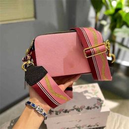 Hip Ma letter Leather Snapshot Designer Crossbody Bags Wide Shoulder Bags For Women Vintage Classic Small Camera Bag Lady Crossbody Bags Purse 230424