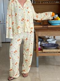 Kvinnors sömnkläder 2 -stycken tryckt pyjamasuppsättning för kvinnor Söt jordgubbe blommor fruktmönster skjorta byxor knapp upp kläder loungewear