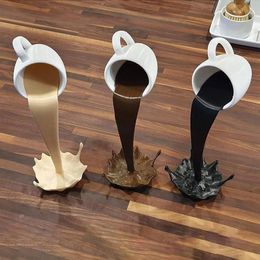 Mugs 25cm Floating Spilling Coffee Cup Sculpture Kitchen Decor Magic Pouring Splash249M