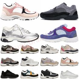 Sneakers firmate Scarpe casual in pelle di vitello Scarpe riflettenti Scarpe da ginnastica in pelle scamosciata vintage Sneaker stilista per tutte le partite Patchwork Scarpe per il tempo libero Piattaforma Stampa con lacci