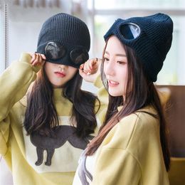 Fashion Thickened Winter Skiing Cap Knitted Hat Warm Beanies Skullies Sports Skiing Hat Windproof Mirror Knit Warm Face Mask Snowb292x