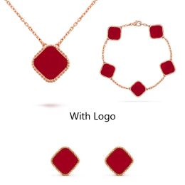 Necklace 4 Leaf Clover Necklace Designer Jewelry Set Pendant Necklaces Bracelet Stud Earrings Gold Silver Mother of Pearl VanClef & Arpes