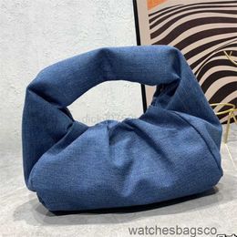 Handbag Totes Denim Bvs Designer Jodies Women Bags Knitting Knotted Original Y Denim Crochet Beach Clutch Pleated Croissant Cloud Blue 1SC9