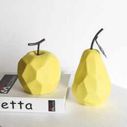 Decorative Objects Figurines Room Decoration Yellow Apple Pear Sculpture Nordic Style Home Fruit Figurine Small 230927