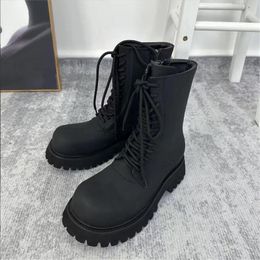 Black Man High Boot Toe Toe Erkek Tasarımcı Boot Kalın Alt Erkekler Günlük Sabors Boot