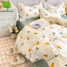 Bedding sets Ins Style Duvet Cover Set with Flat Sheet Pillowcase Cute Orange Cherry Crow Printed Girls Kit Single Double Queen Size 230927