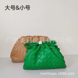 Luxury Cloud Evening bags of Botegss Ventss for sale Woven Bag Large Hand Small Dumpling Fashionable Soft Leather Pleated Single Shoulder Have Real Logo