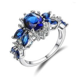 Cluster Rings Sapphire &Emerald Gemstones Blue Crystal For Women Zircon Diamonds White Gold Silver Color Mujer Party Jewelry Bijoux Gift