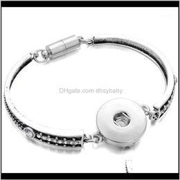 Charm Jewelry 18Mm Snap Buttons Bracelet Whole Flowers Carved Vintage Magnetic Bracelets For Women Men Ptu7R333F