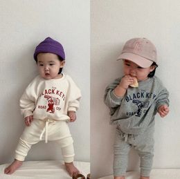 Clothing Sets born Baby Clothing Sets Boys Cartoon Long Sleeve Sweatshirt Tops Toddler Kids Girls Harem Pants Suit Children Clothes Set 230927