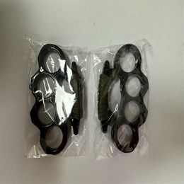 New ARIVAL Black alloy KNUCKLES DUSTER BUCKLE Male and Female Self-defense Four Finger Punches257C