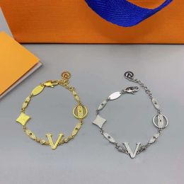 Elegant Bracelet Fashion Bangle Man Woman Stone Chain Wedding Bracelets Special Letter Designer Jewellery Silver Gold Option with BOX