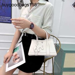 Designer Garden Bags Tote Genuine Leather Versatile Simple and Large Capacity Womens Classic Crossbody Fashion Handbag Have Logo