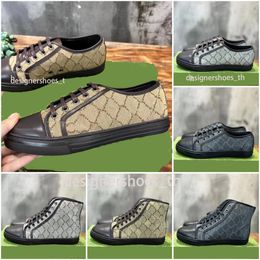 Tennis 1977 Shoes Designer Sneakers Man Classics Canvas Leather High-top Shoes Low top Sneakers Rubber Non-slip 1977 Leisure Sports Shoes 38-45