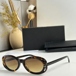 2023 Ladies designer sunglasses Vintage cat eye Oval sunglasses Shopping travel party Fashion clothing matching high quality and box ch9135