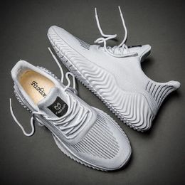 Dress Shoes Fashion Men Sneakers White Mens Outdoor Breathable Casual Shoe Big Size Summer Lightweigh Man Tenis 230927