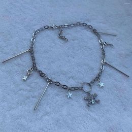 Choker Rhinestone Skull Bone Star Key Necklace For Women Vinatge Cool Aesthetics Y2k Clavicle Chain Harajuku Trendy Jewellery