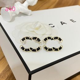 Black Luxury Love Stud Earrings Designer Crystal Stud Earrings New Charm Love Gift Earrings Autumn Luxury Brand Jewellery