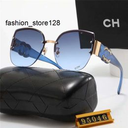 Designer Sunglasses For Women Cat Eye Eyewear Special UV 400 Protection Letters Big Leg Double Beam Frame Outdoor Design High Alloy Women Sunglasses 95046 3BUA