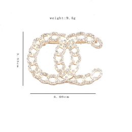 Uxury Women Designer Brand Letters Brooches Gold Plated Inlay Crystal Rhinestone Jewelry Brooch Charm Pearl Pin Classics Marry Wedding
