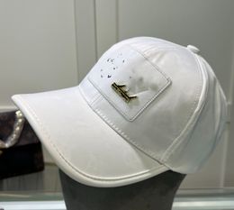 Simple American Letter Presbyopic Baseball Cap Designer Classic New Caps Sunshade Wholesale