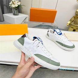 2023-Designers oversized sneaker Casual Shoes Men Women Leather Lace Up queen Sneakers Luxury White Black Velvet Suede Trainers Jogging Walking