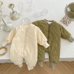 Rompers Winter Baby Fleece Rompers Clothes for born Boy Girl Solid Cotton Jumpsuits Playsuits Autumn Long Sleeve Infant Kids Overalls 230927