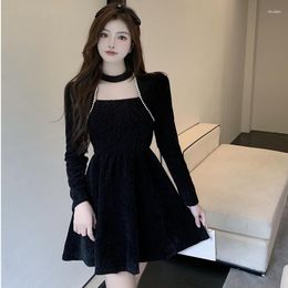 Casual Dresses Canary Velvet French Elegant Black Dress Mini Knitted Autumn And Winter For Women 2023 Red Sexy Short