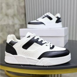 Sneaker CT-07 Men Low Top White Black Calfskin Leather Skateboard Sports Shoes White Black Grey Blue Fabric Lining Circular Designer Sneakers